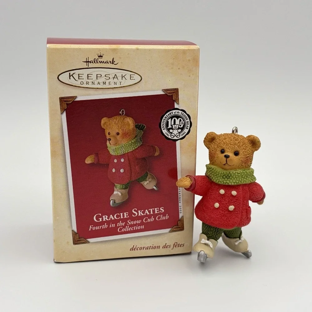 Hallmark 2002 Gracie Skates Snow Cub Club Teddy Bear Christmas Ornament Vintage